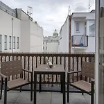 Apartamento New Town - Apple *