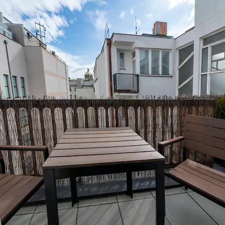 New Town - Apple Apartamento Praga