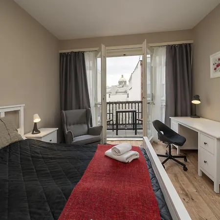 Apple Apartment *
